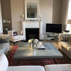 Apartment 1 Georges Place