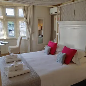 Couette-café The House Boutique - In-room Breakfast - Free Parking, Bath