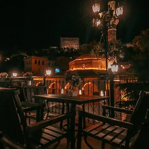 Alsara Gasthuis Gjirokastër