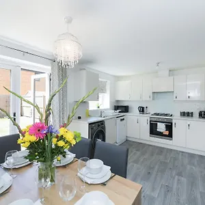 arkwright-house-modern-townhouse-close-to-nottingham.hotelsin-nottingham.com/